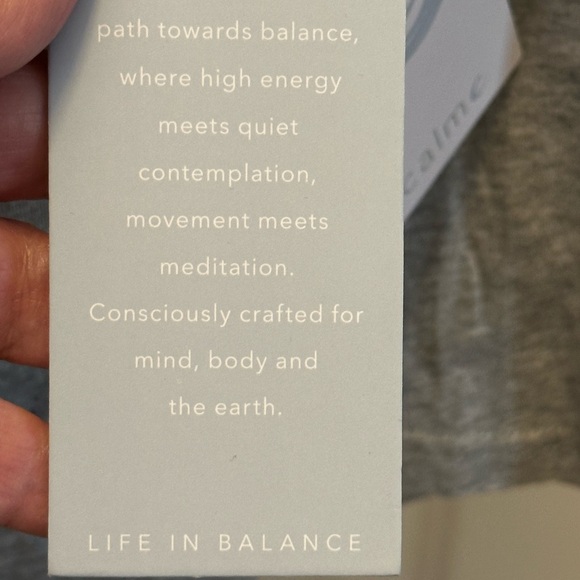 CALME by JOHNNY WAS Tank Top And Elastic Waistband Night and Day Short Set - Picture 13 of 15